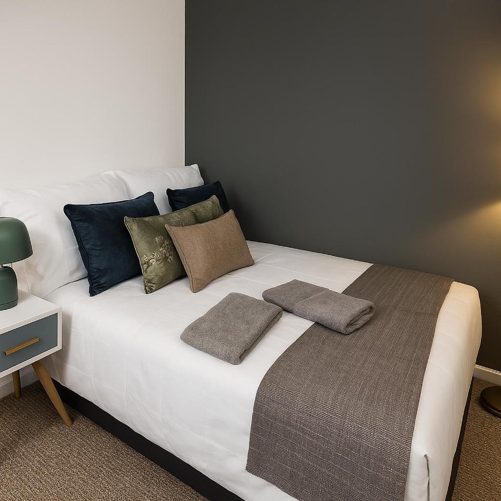 Apartment Spacious 4-bed With Secured Parking Near Abba Arena, Stadium, Tube & In Bustling Zone 2